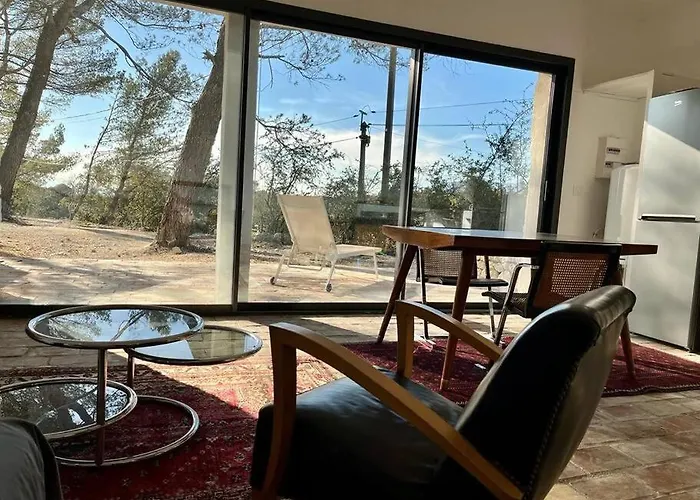 Au Cabanon